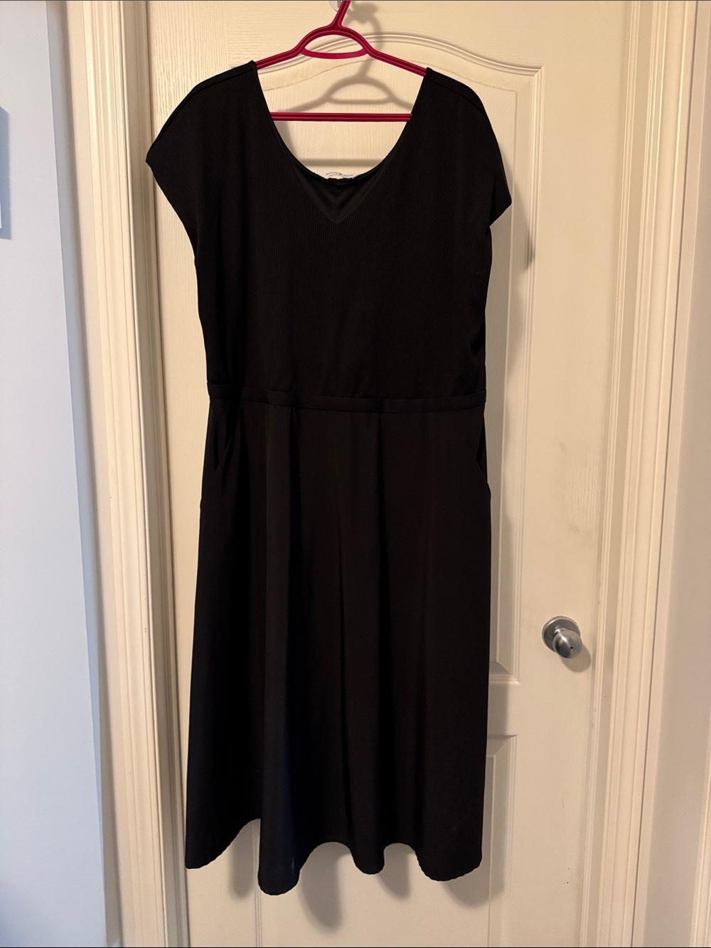 Penningtons Black Midi V-Neck Dress